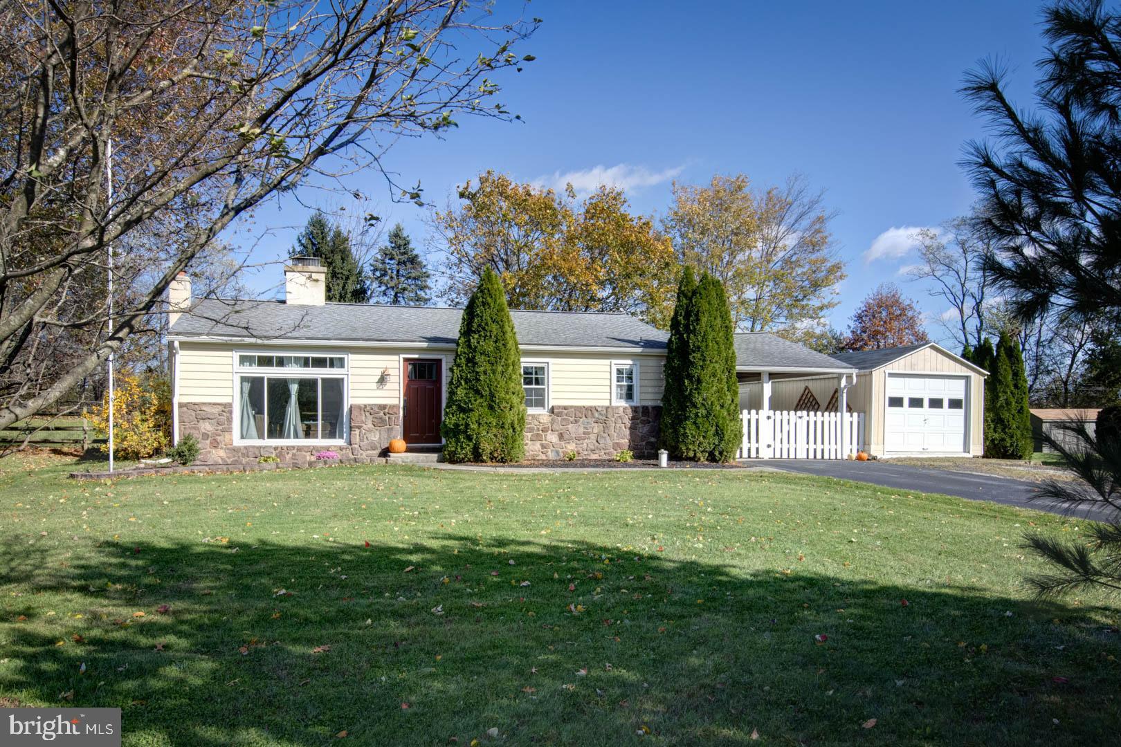11 Opperman Drive Spring City, PA 19475 - Photo 2 of 33 Large Front Yard