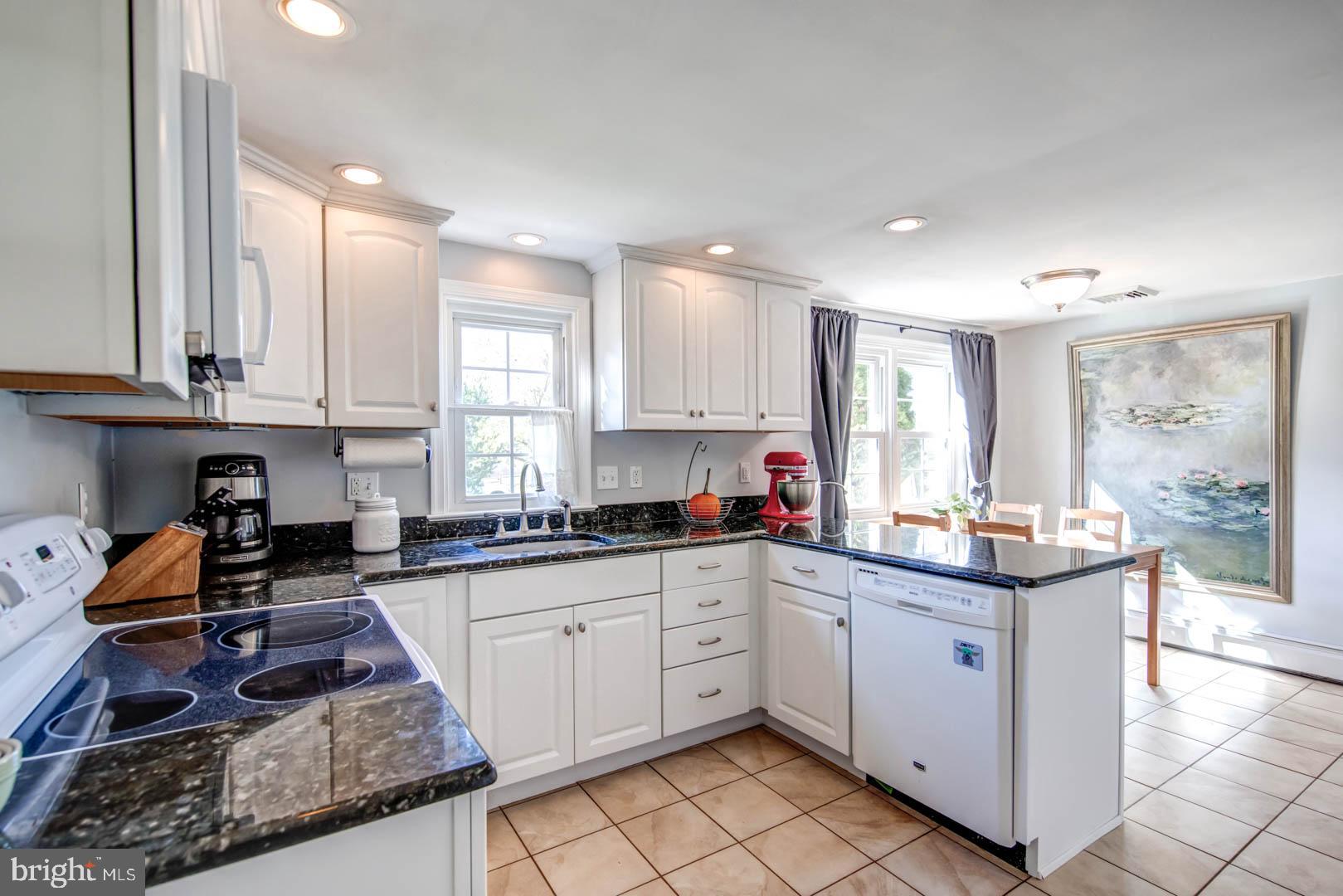 11 Opperman Drive Spring City, PA 19475 - Photo 12 of 33 Open Kitchen
