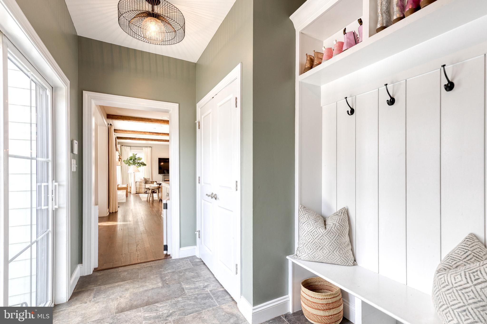 3997 Manor Oaks Road Phoenix, MD 21131 - Photo 32 of 70 mudroom off garage
