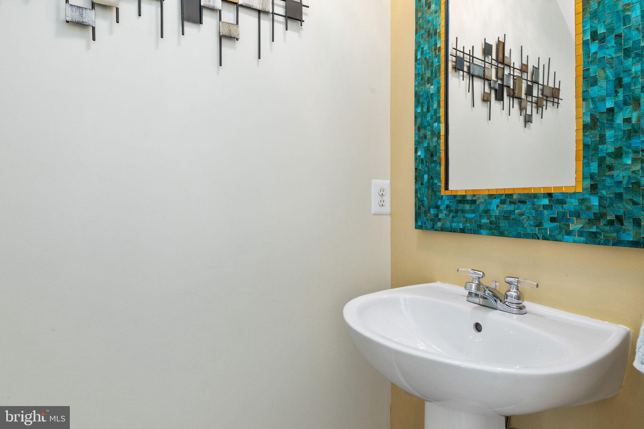 43068 Eustis Street Chantilly, VA 20152 - Photo 11 of 43