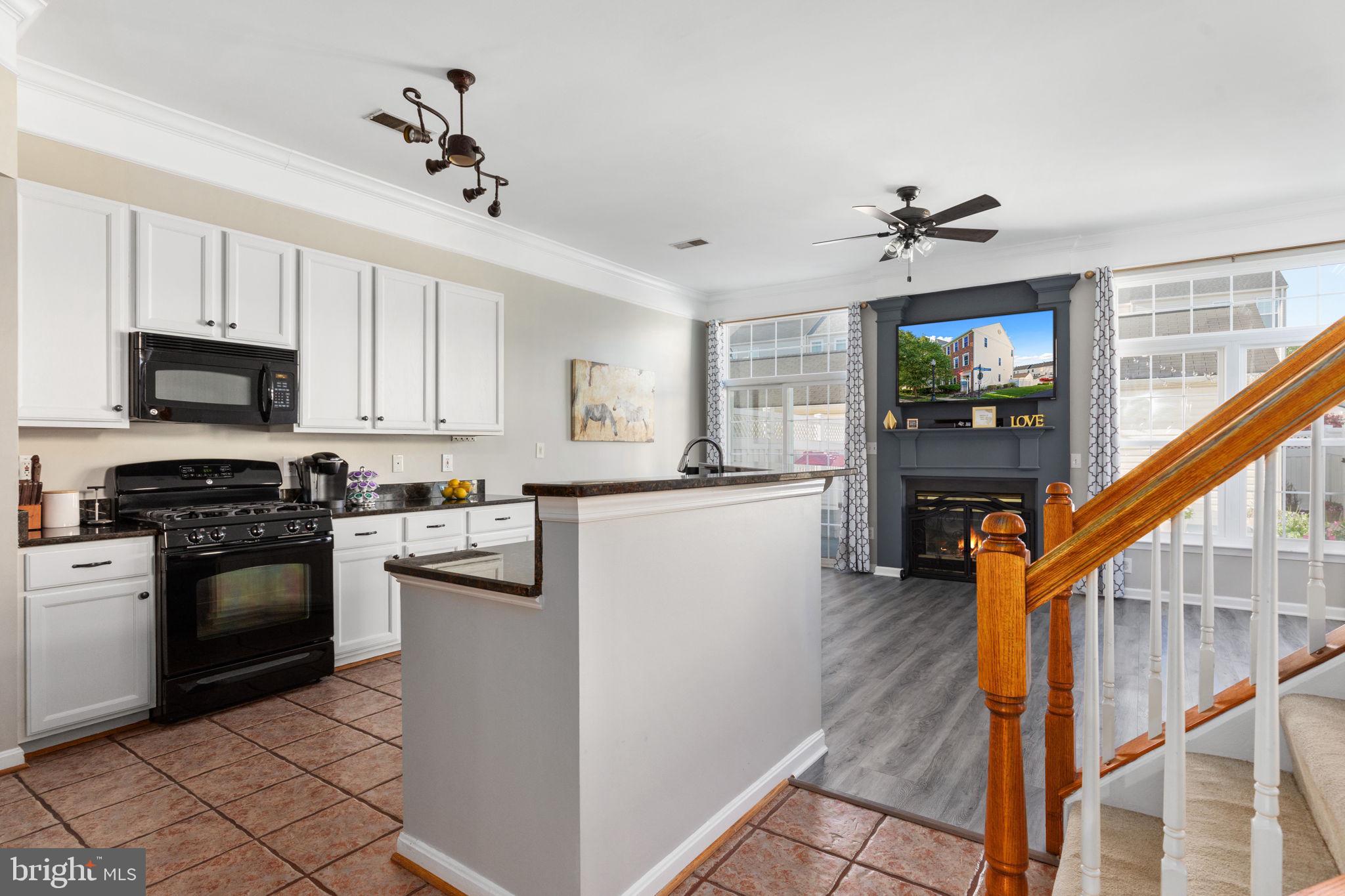 43068 Eustis Street Chantilly, VA 20152 - Photo 6 of 43