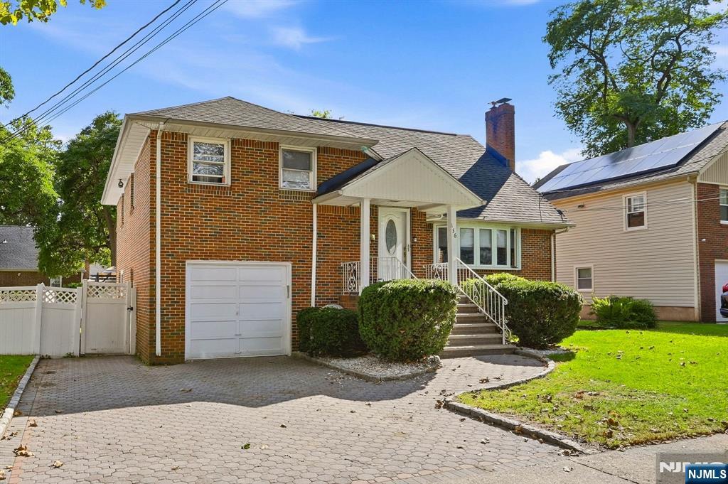136 Van Buskirk Road Teaneck, NJ 07666 - Photo 2 of 49 Gallery Image 2