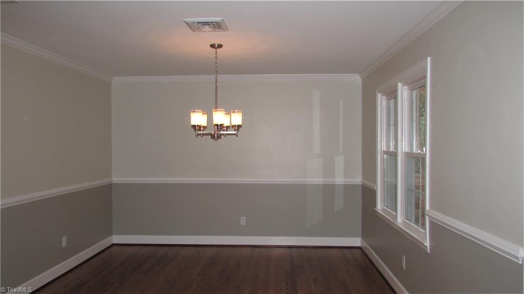 712 Friar Tuck Road Winston-Salem, NC 27104 - Photo 7 of 29 Dining Room