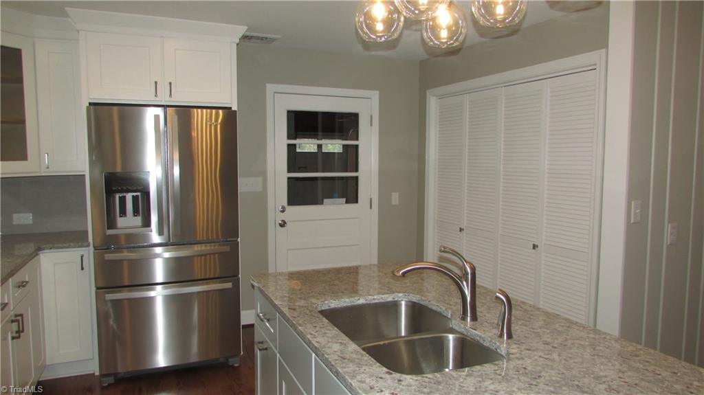 712 Friar Tuck Road Winston-Salem, NC 27104 - Photo 9 of 29 Laundry off Kitchen