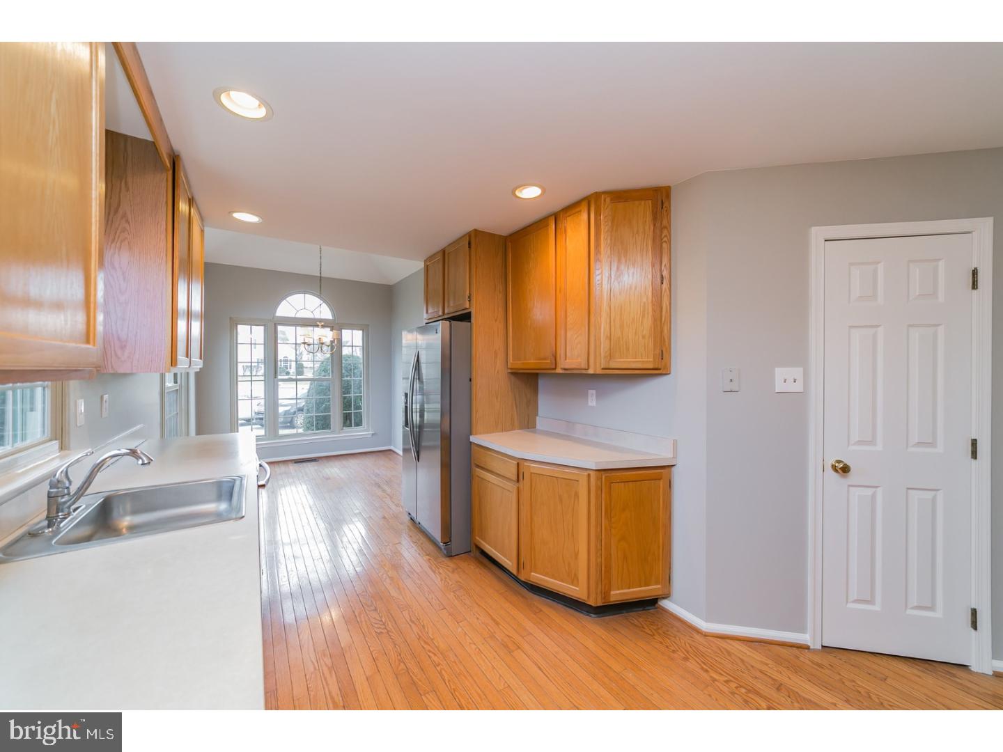 5062 Raintree Court Doylestown, PA 18902 - Photo 12 of 25 Kitchen