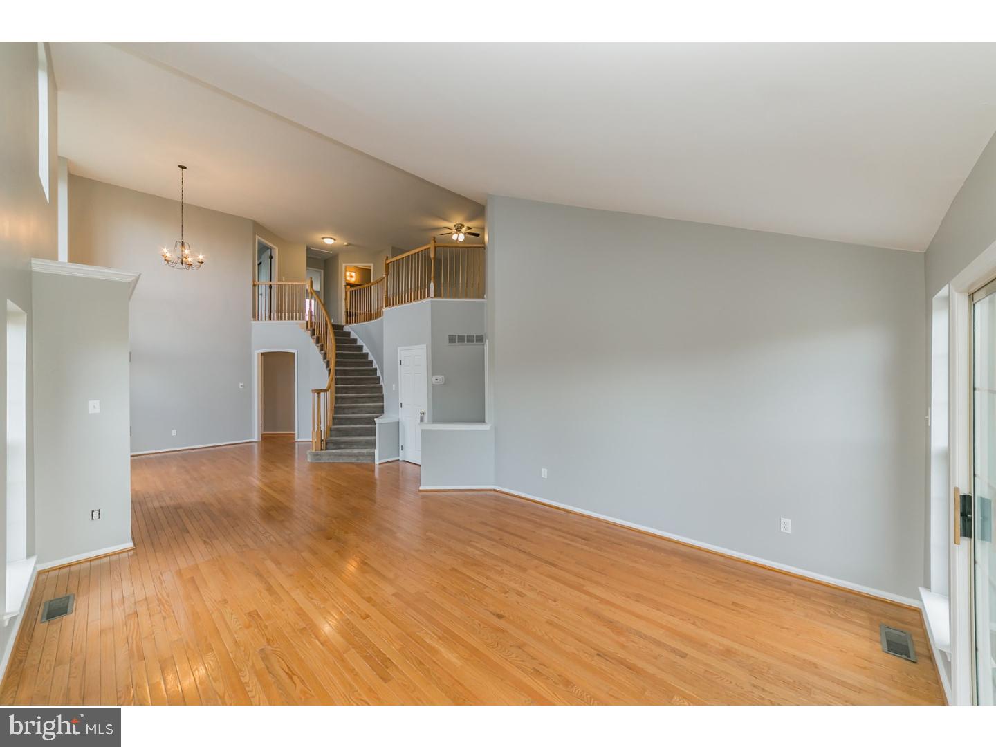 5062 Raintree Court Doylestown, PA 18902 - Photo 5 of 25 Living Room