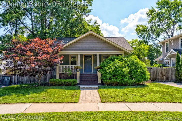 $315,000 | 1015 Batavia Avenue, Royal Oak, MI 48067