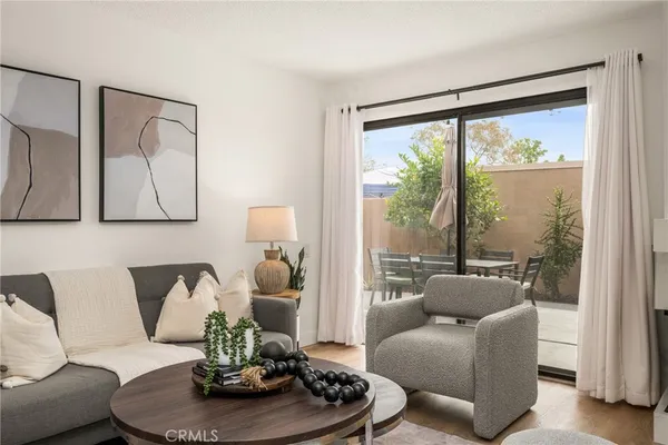 $489,000 | 25761 Le Parc, Unit 105, Lake Forest, CA 92630