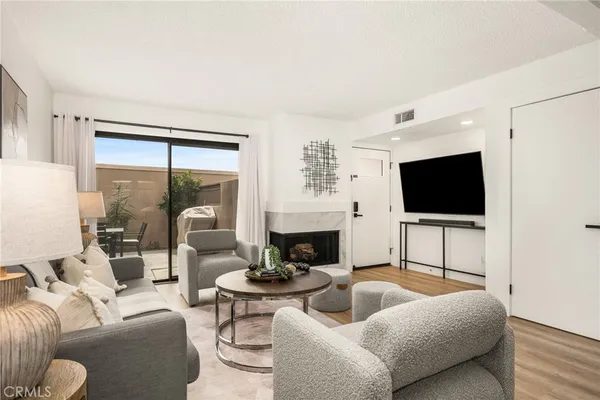 $489,000 | 25761 Le Parc, Unit 105, Lake Forest, CA 92630