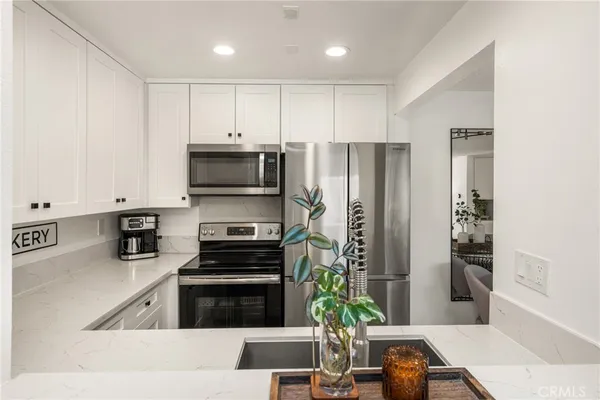 $489,000 | 25761 Le Parc, Unit 105, Lake Forest, CA 92630