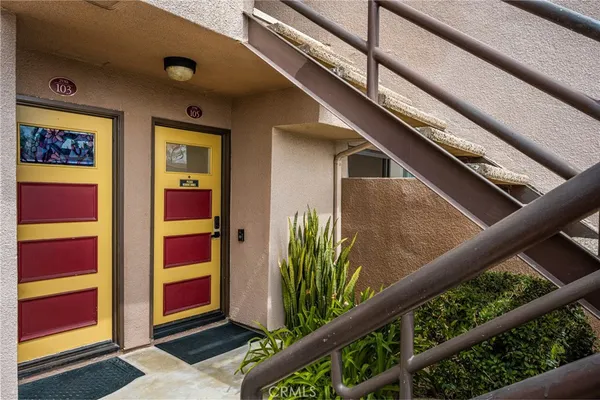 $489,000 | 25761 Le Parc, Unit 105, Lake Forest, CA 92630