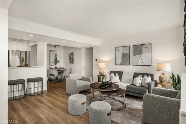 $489,000 | 25761 Le Parc, Unit 105, Lake Forest, CA 92630