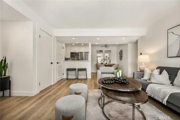 $489,000 | 25761 Le Parc, Unit 105, Lake Forest, CA 92630