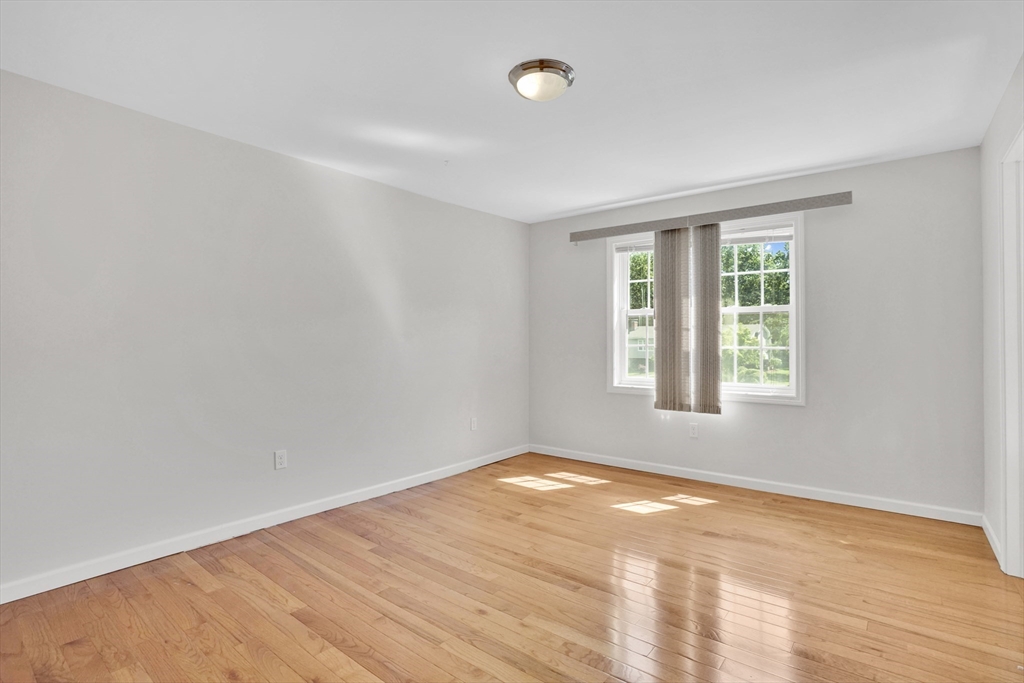 990 Frank Smith Road Longmeadow, MA 01106 - Photo 32 of 42