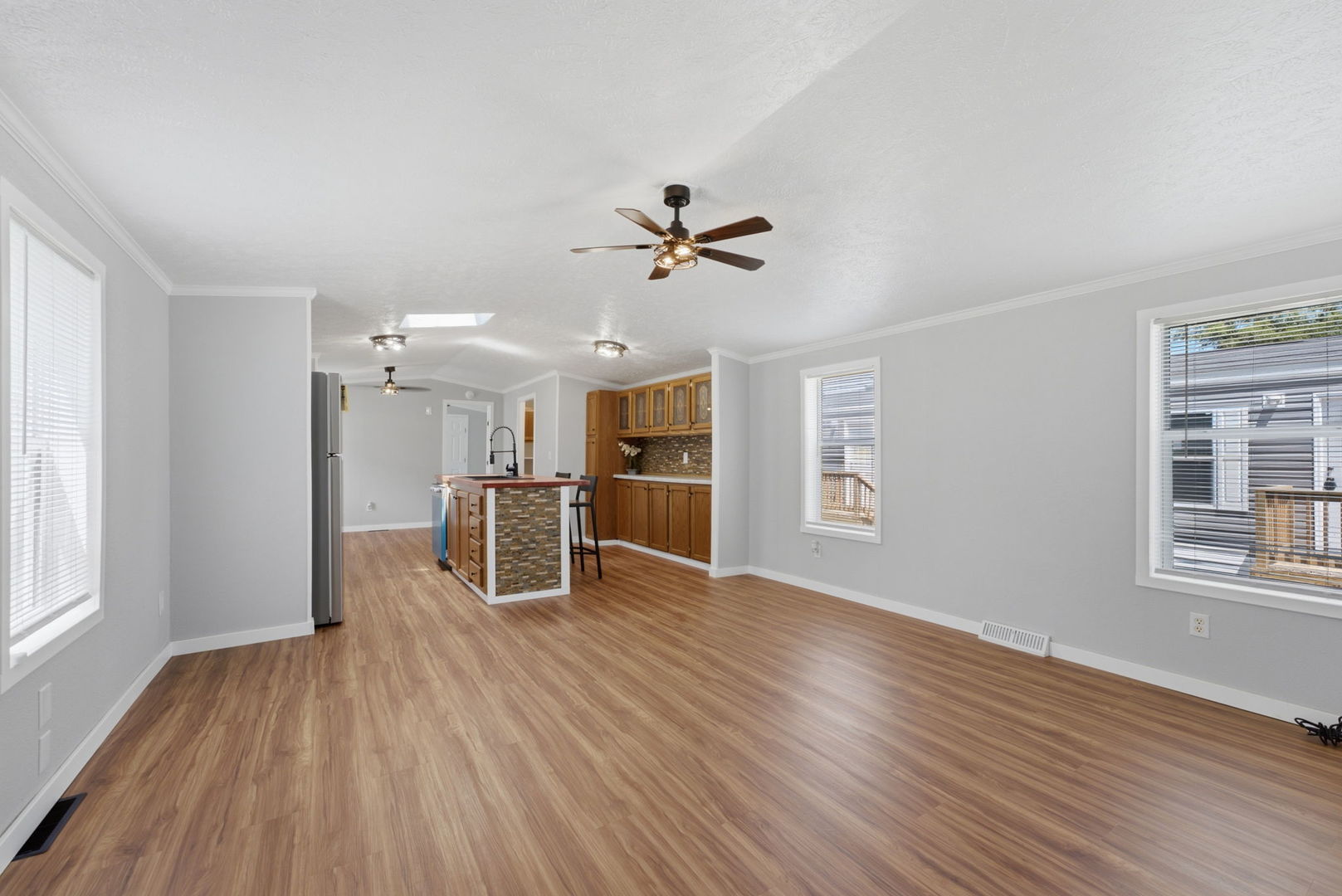 1710 West 4th Avenue Coal Valley, IL 61240 - Photo 5 of 22