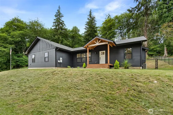 $399,000 | 763 Harrison Avenue, Raymond, WA 98577