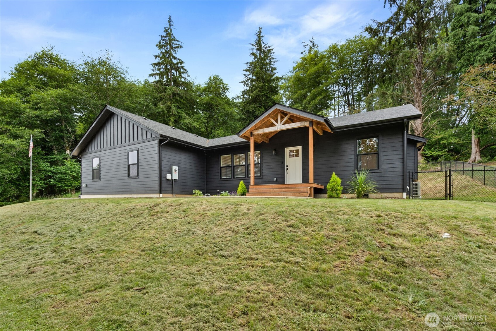763 Harrison Avenue Raymond, WA 98577 - Photo 1 of 31
