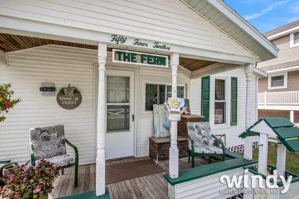 $949,000 | 5412 Forest Avenue, Watervliet, MI 49098