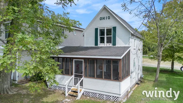 $949,000 | 5412 Forest Avenue, Watervliet, MI 49098