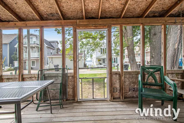 $949,000 | 5412 Forest Avenue, Watervliet, MI 49098