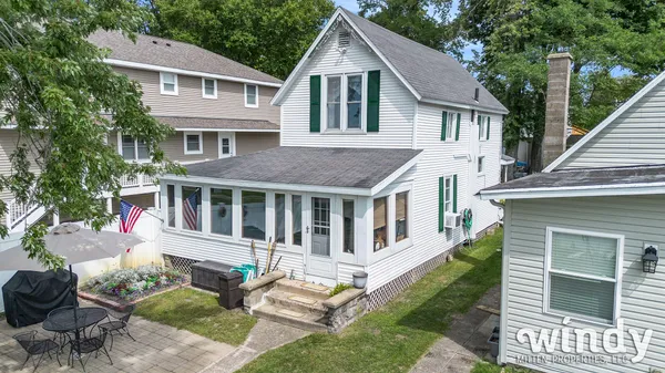 $949,000 | 5412 Forest Avenue, Watervliet, MI 49098