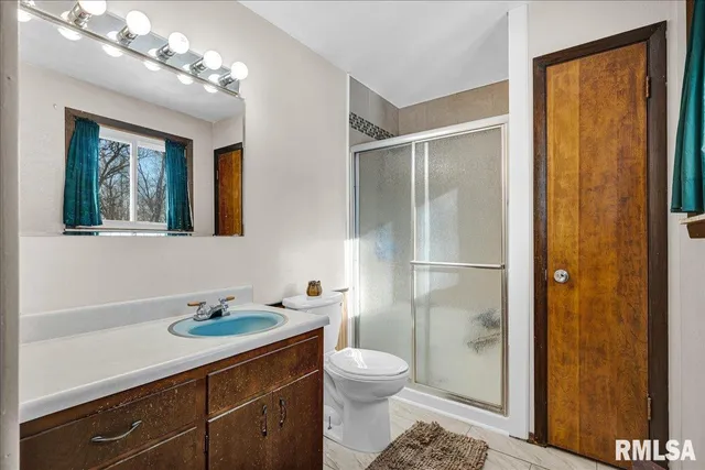 $274,900 | 107 Brookwood Court, Washington, IL 61571