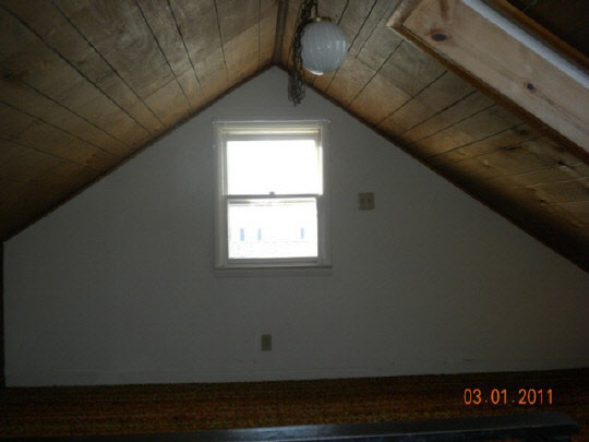 359 Phyllis Avenue Rochelle, IL 61068 - Photo 10 of 11 a view of an empty room and window