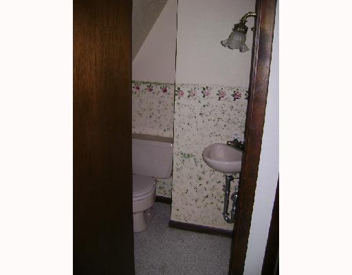 672 McCaslin Road New Castle, PA 16101 - Photo 11 of 13 Other. Half bath upstairs