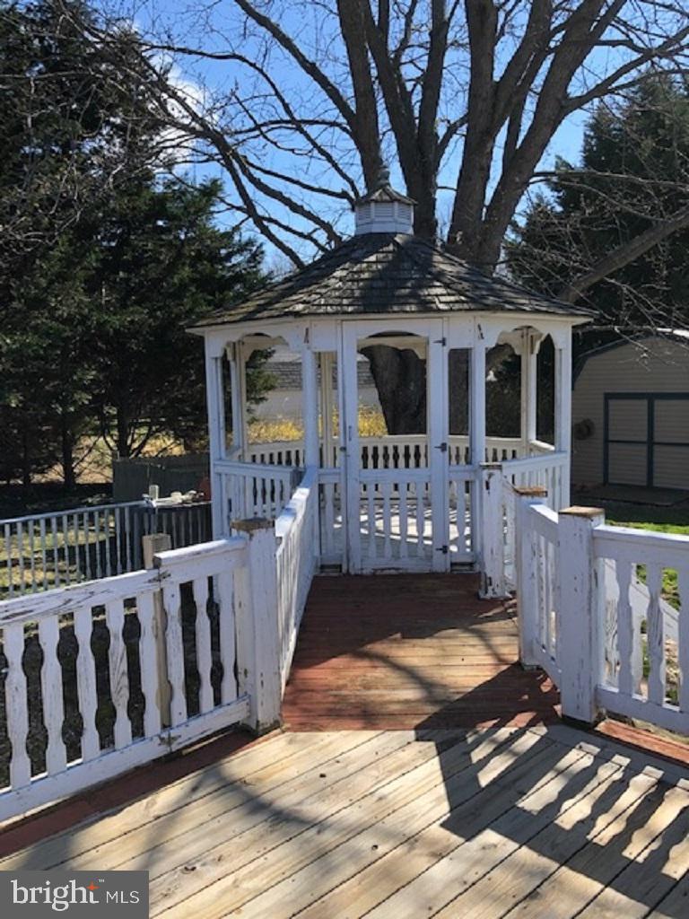 11140 Little Cove Point Road Lusby, MD 20657 - Photo 6 of 49