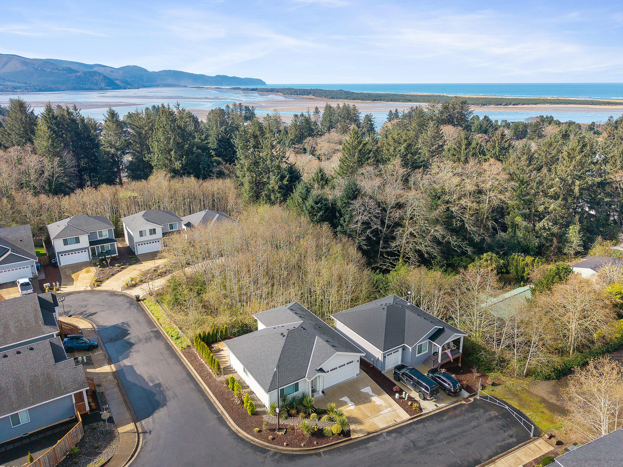 4515 Moondancer Lane Tillamook, OR 97141 - Photo 2 of 25 Aerial