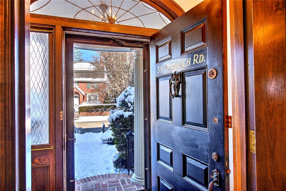 39 Harwich Road Providence, RI 02906 - Photo 2 of 49