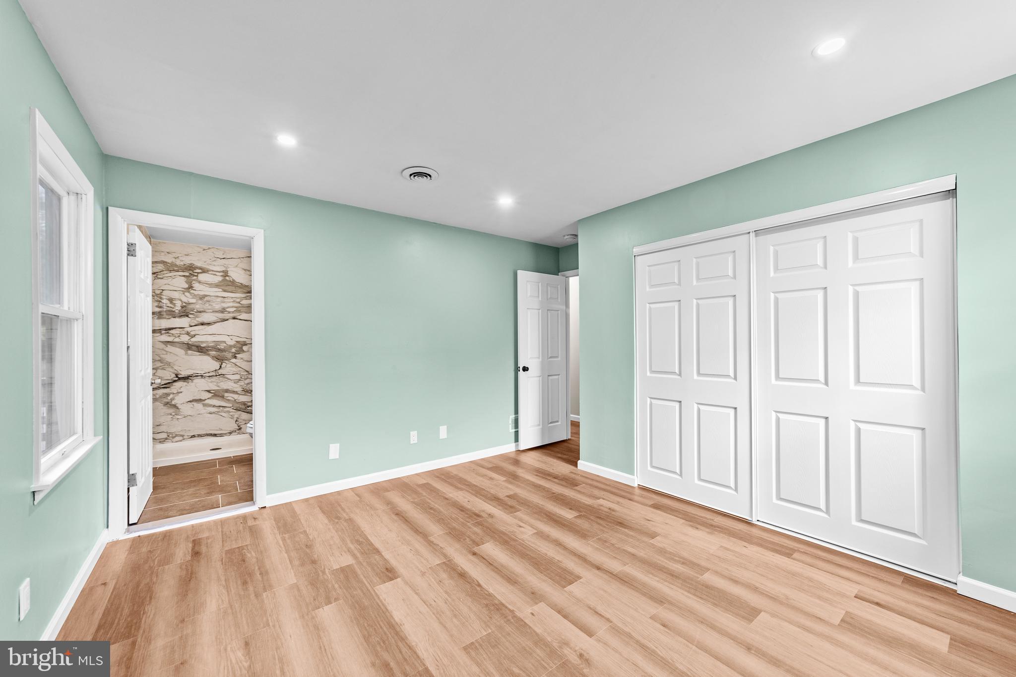 88 Delaware Drive Pennsville, NJ 08070 - Photo 17 of 26 a view of empty room