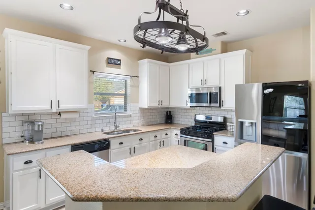 $400,000 | 28435 Lockeridge Creek Drive, Spring, TX 77386