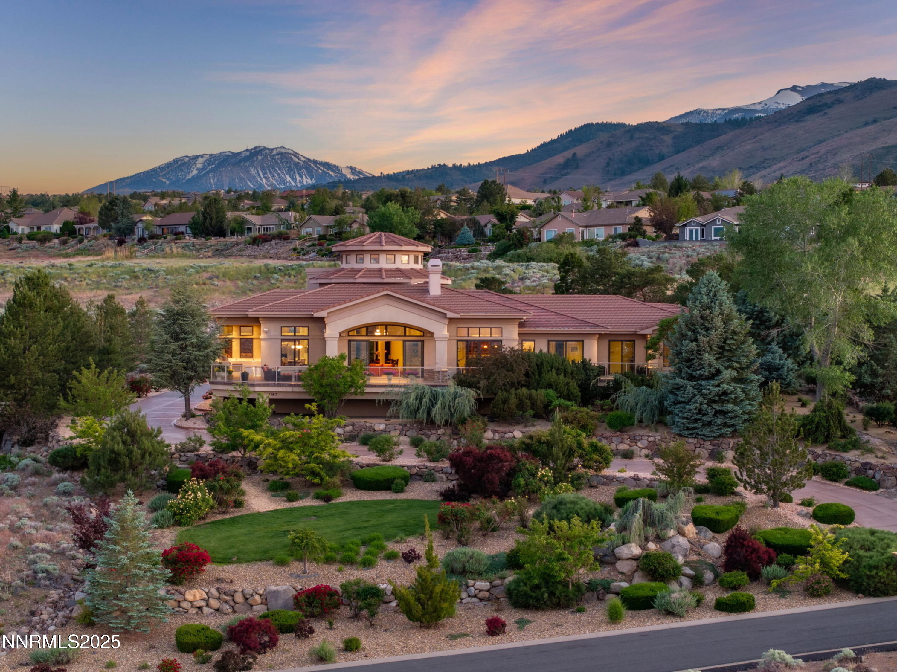 9-web-or-mls-3387_nambe_twilight-10_152