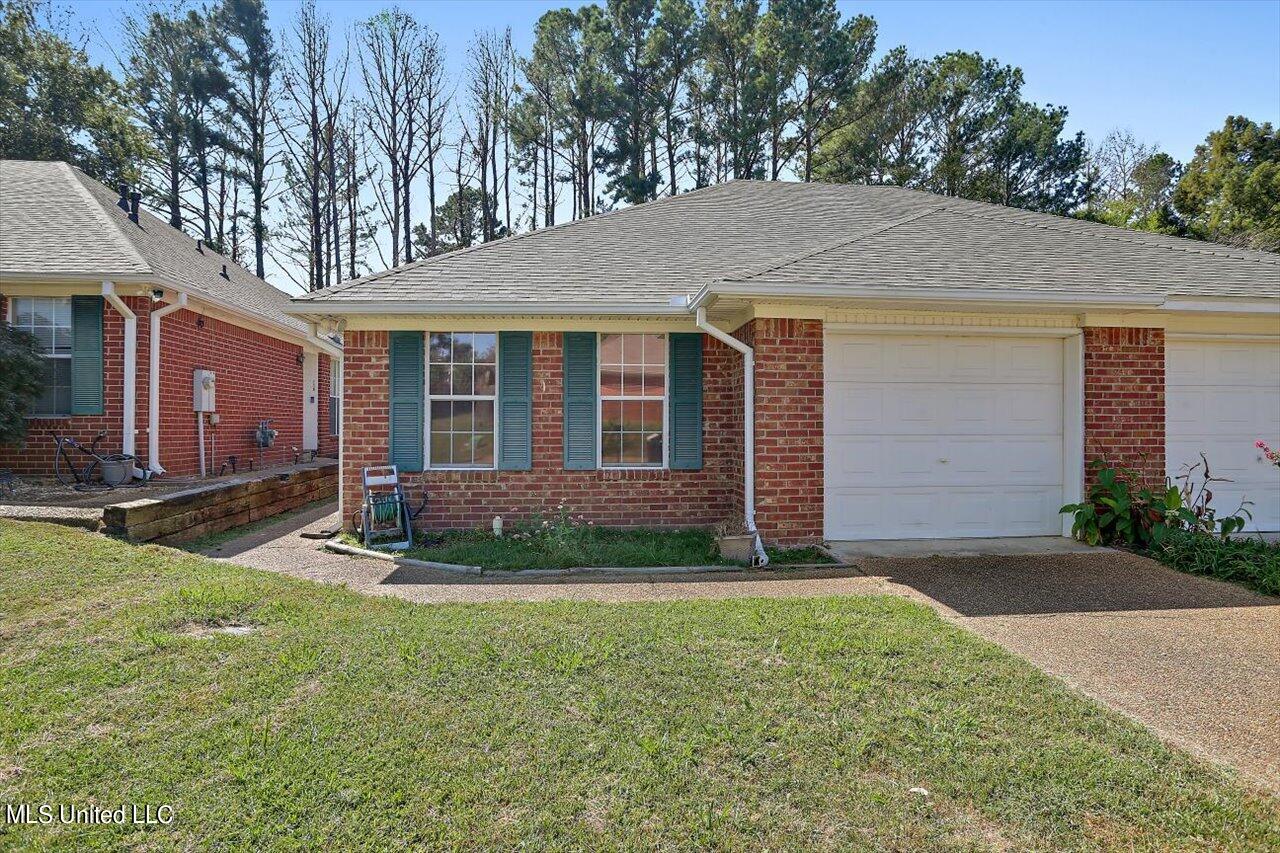 121 Kings Ridge Drive Brandon, MS 39047 - Photo 1 of 20 01-121 Kings Ridge Dr