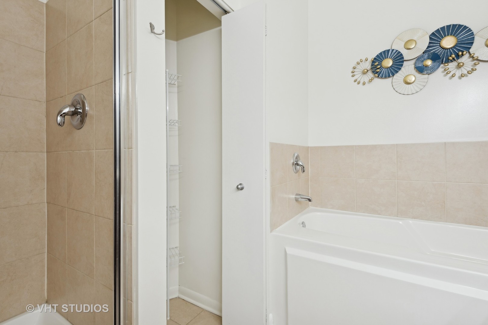 1200 West Monroe Street, Unit 720 Chicago, IL 60607 - Photo 15 of 22 Gallery Image 15
