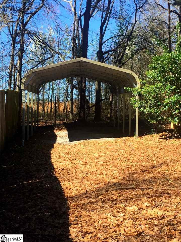 124 Hunter Road Simpsonville, SC 29681 - Photo 2 of 13 Gallery Image 2