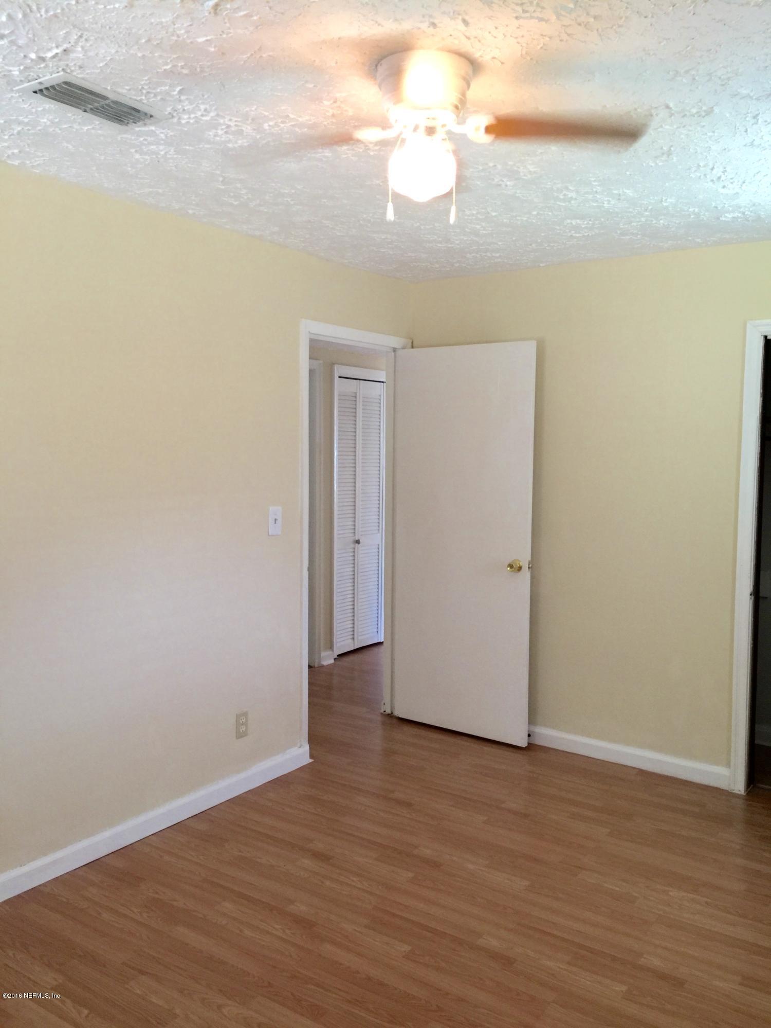 2544 Springmont Street Jacksonville, FL 32207 - Photo 17 of 23 Bedroom