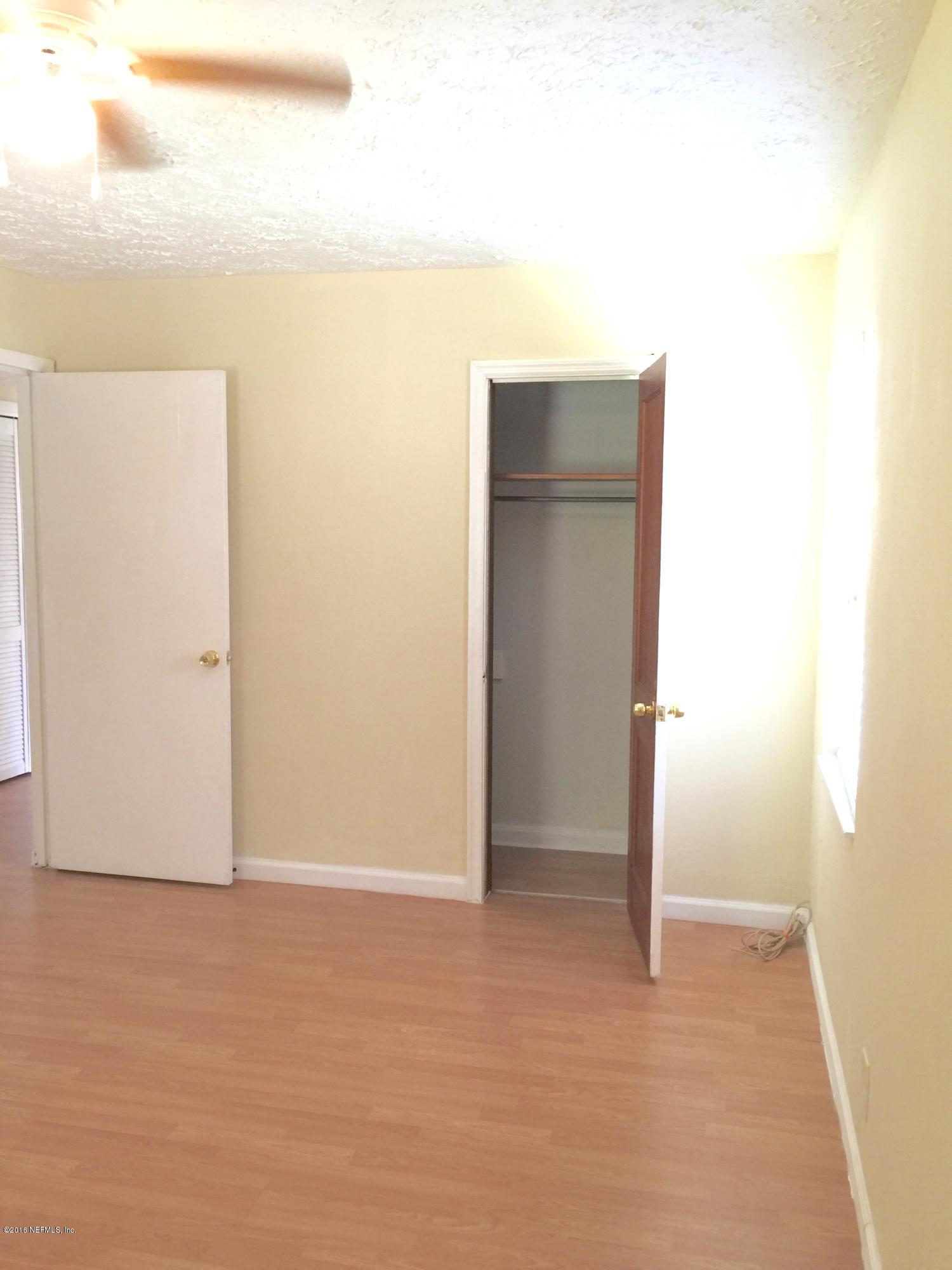2544 Springmont Street Jacksonville, FL 32207 - Photo 18 of 23 Bedroom