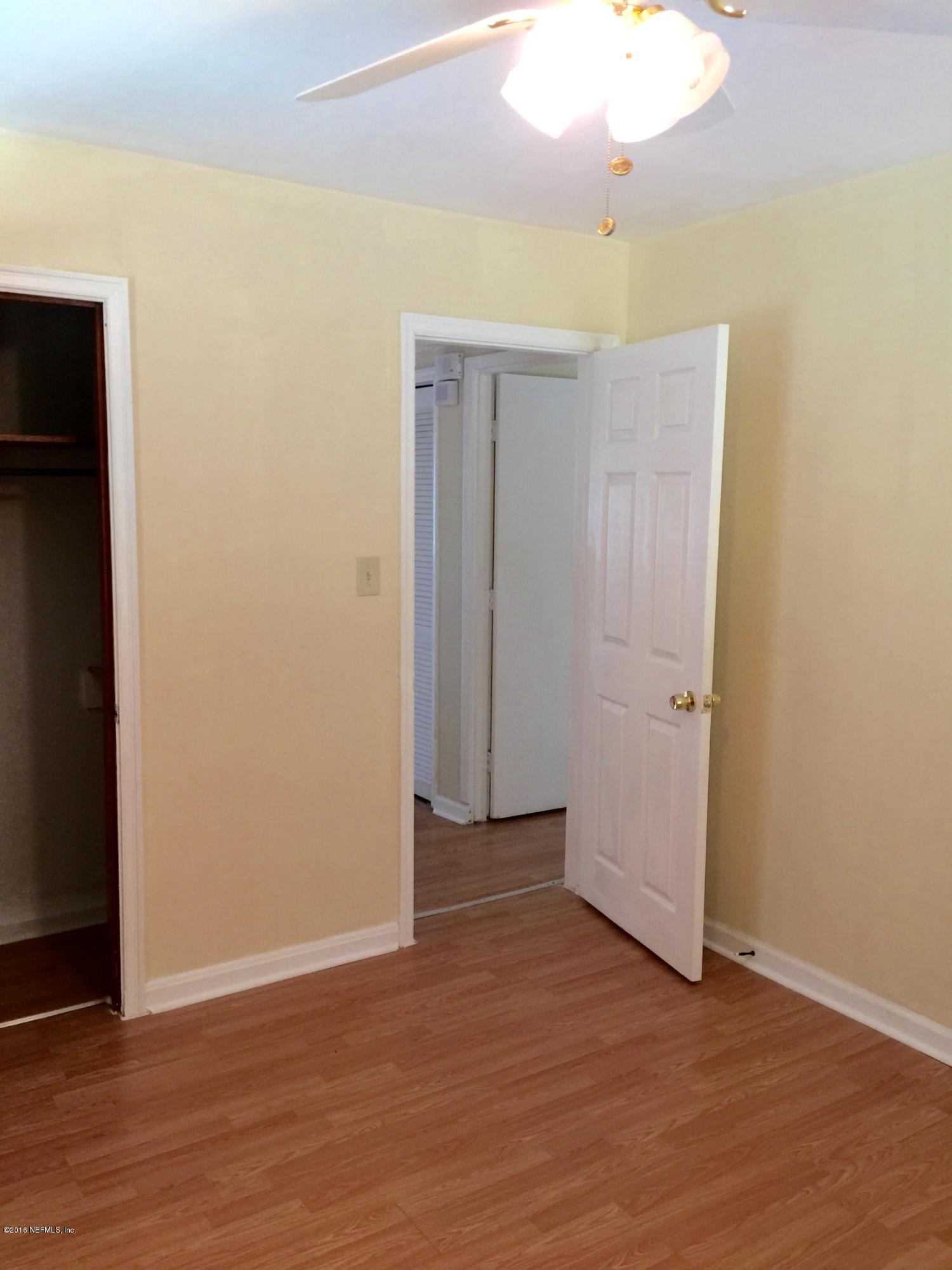 2544 Springmont Street Jacksonville, FL 32207 - Photo 20 of 23 Bedroom