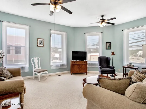 $450,000 | 288 Pamlico Street, Belhaven, NC 27810