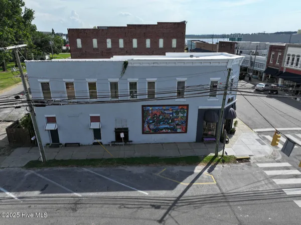 $450,000 | 288 Pamlico Street, Belhaven, NC 27810