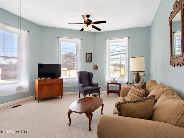 $450,000 | 288 Pamlico Street, Belhaven, NC 27810