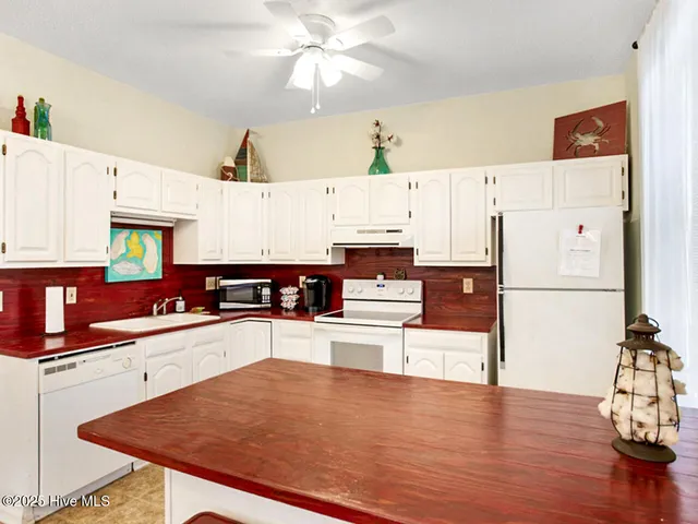 $450,000 | 288 Pamlico Street, Belhaven, NC 27810