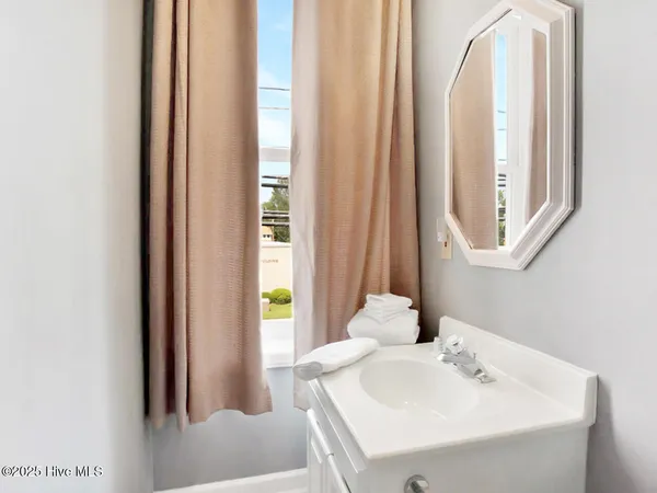 $450,000 | 288 Pamlico Street, Belhaven, NC 27810