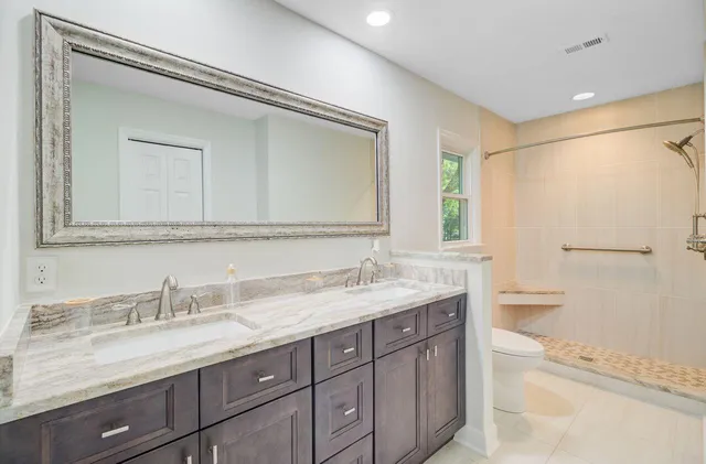 $605,000 | 303 High Grove Road, Summerville, SC 29485