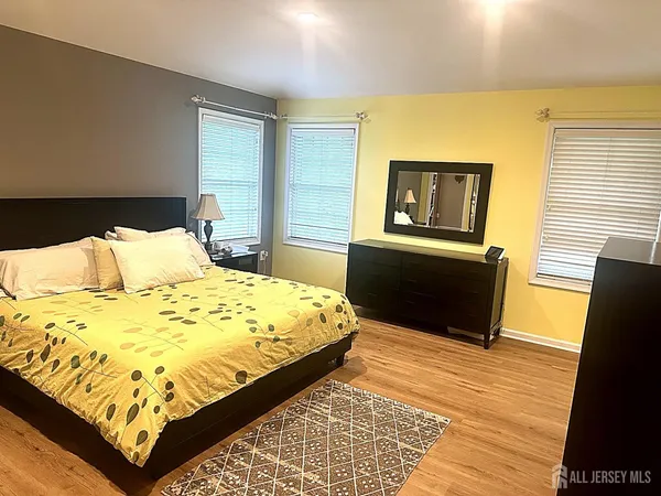 $6,500 | 16 Poplar Drive, Plainsboro, NJ 08512