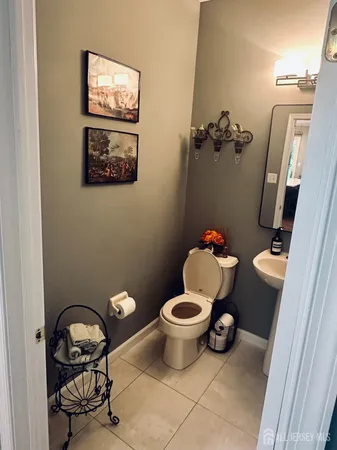 $6,500 | 16 Poplar Drive, Plainsboro, NJ 08512