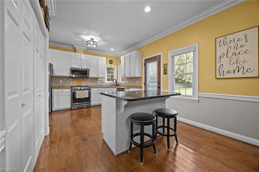 2801 Norwell Court Oak Ridge, NC 27310 - Photo 13 of 47