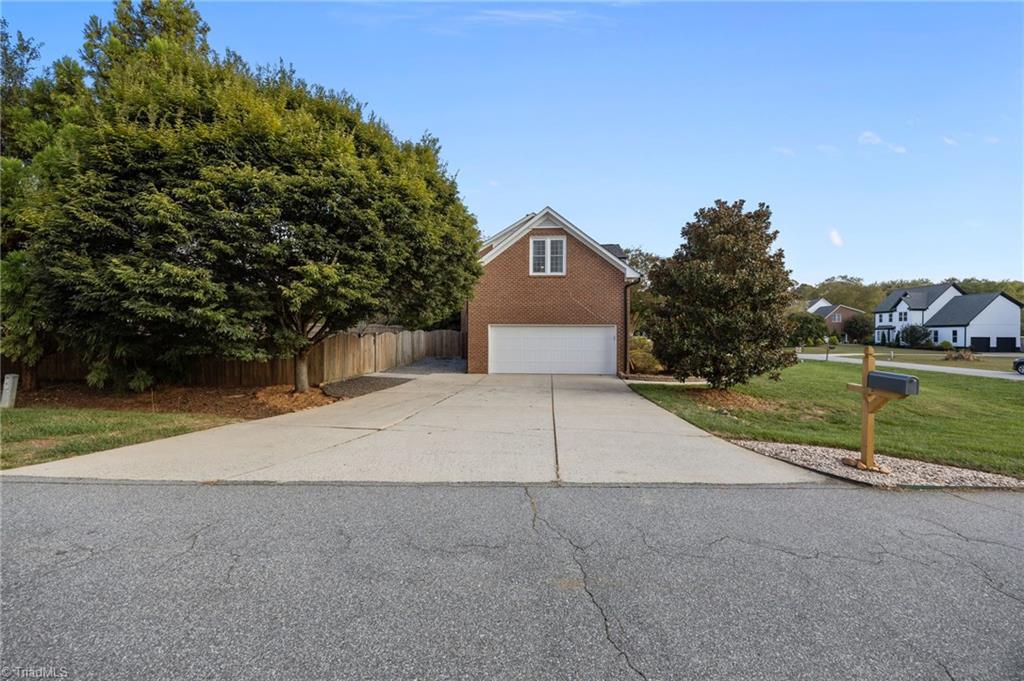 2801 Norwell Court Oak Ridge, NC 27310 - Photo 38 of 47